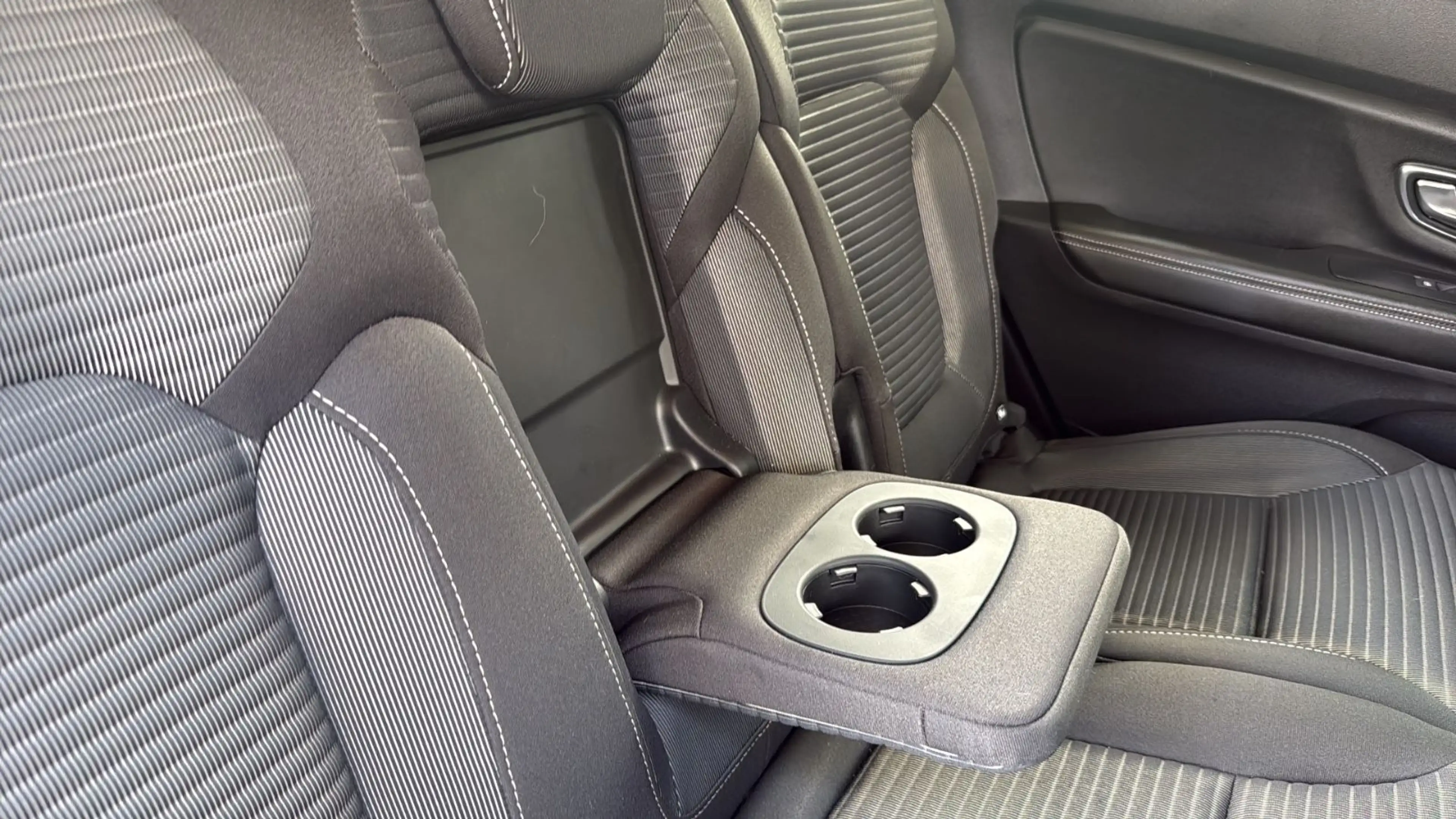 Renault Scenic SCENIC GRAND EXPERIENCE MIT FRISCHEN TÜV — photo 15