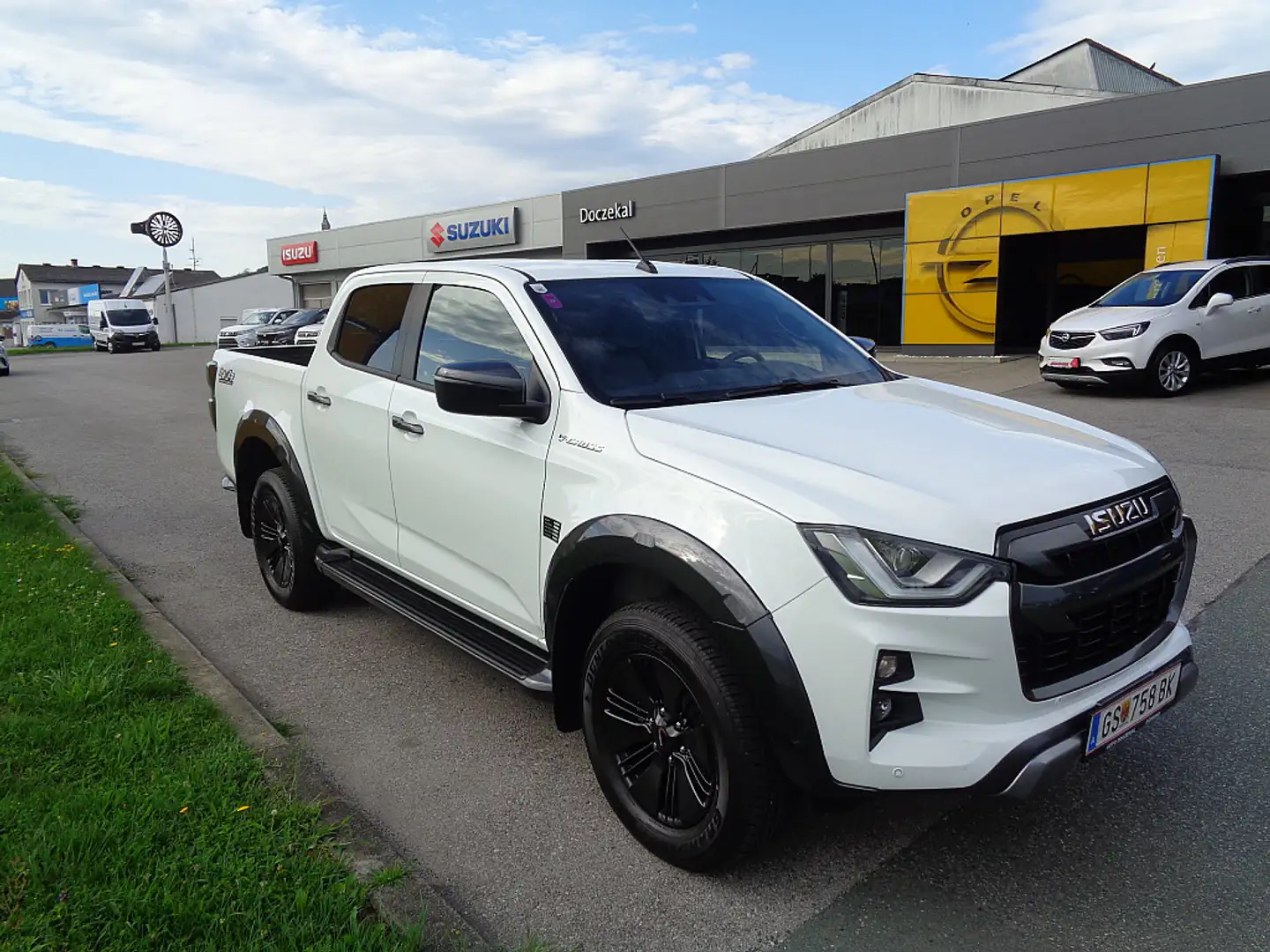 Isuzu D-Max D-MAX Double Cab 4x4 V-Cross A/T Weiß - 2