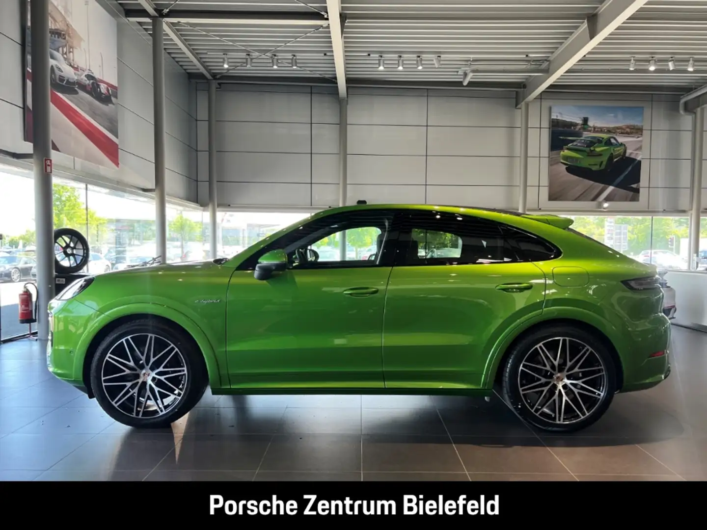 Porsche Cayenne E-Hybrid Coupe Surround-View Panorama Grün - 2