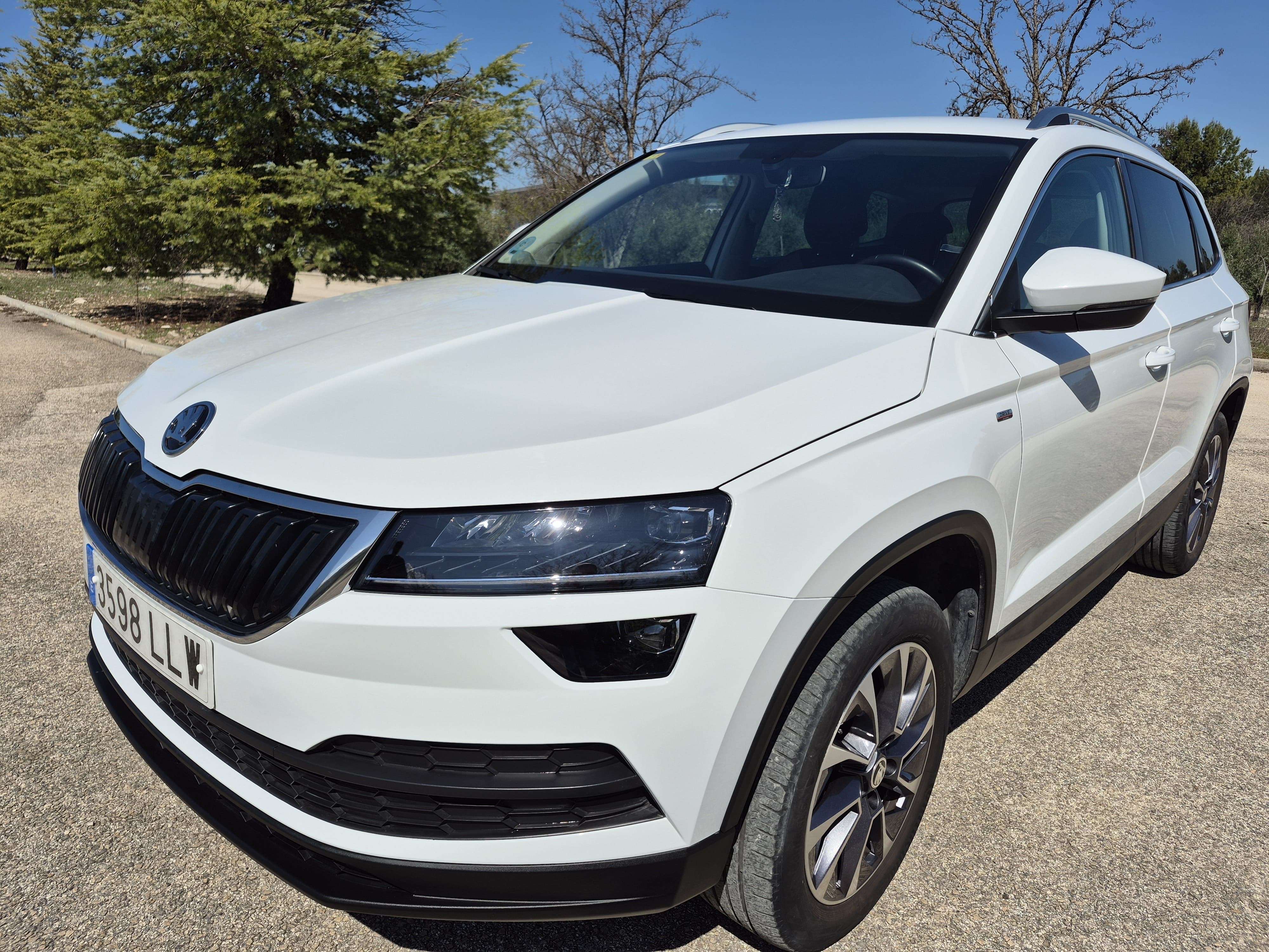 Skoda Karoq 1.5 TSI 125 Aniversario ACT DSG - foto 1