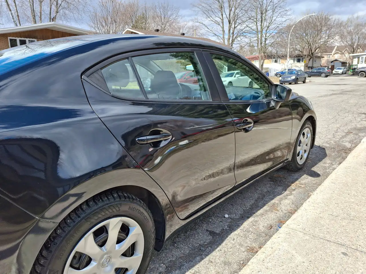 Mazda 3 photo Mazda 3