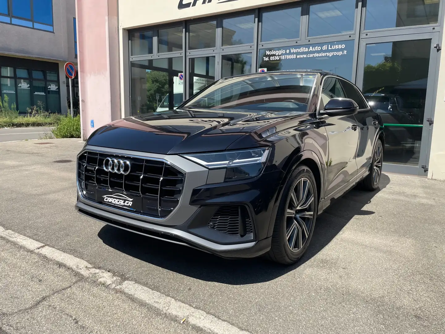 Audi Q8 Q8  50 3.0 tdi Sport quattro tiptro SOLO NOLEGGIO Nero - 2