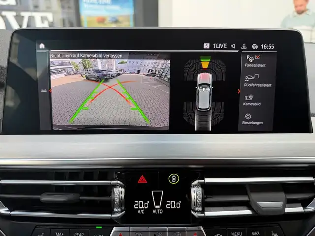 BMW X3 view 9