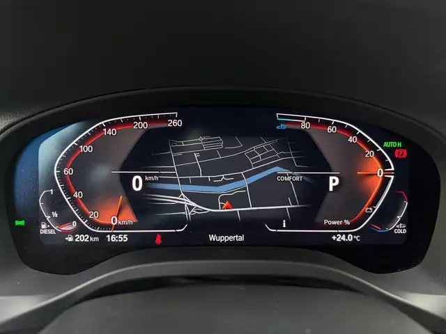 BMW X3 view 6