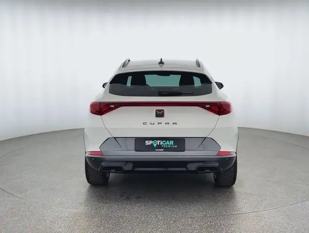 Cupra Formentor view 4