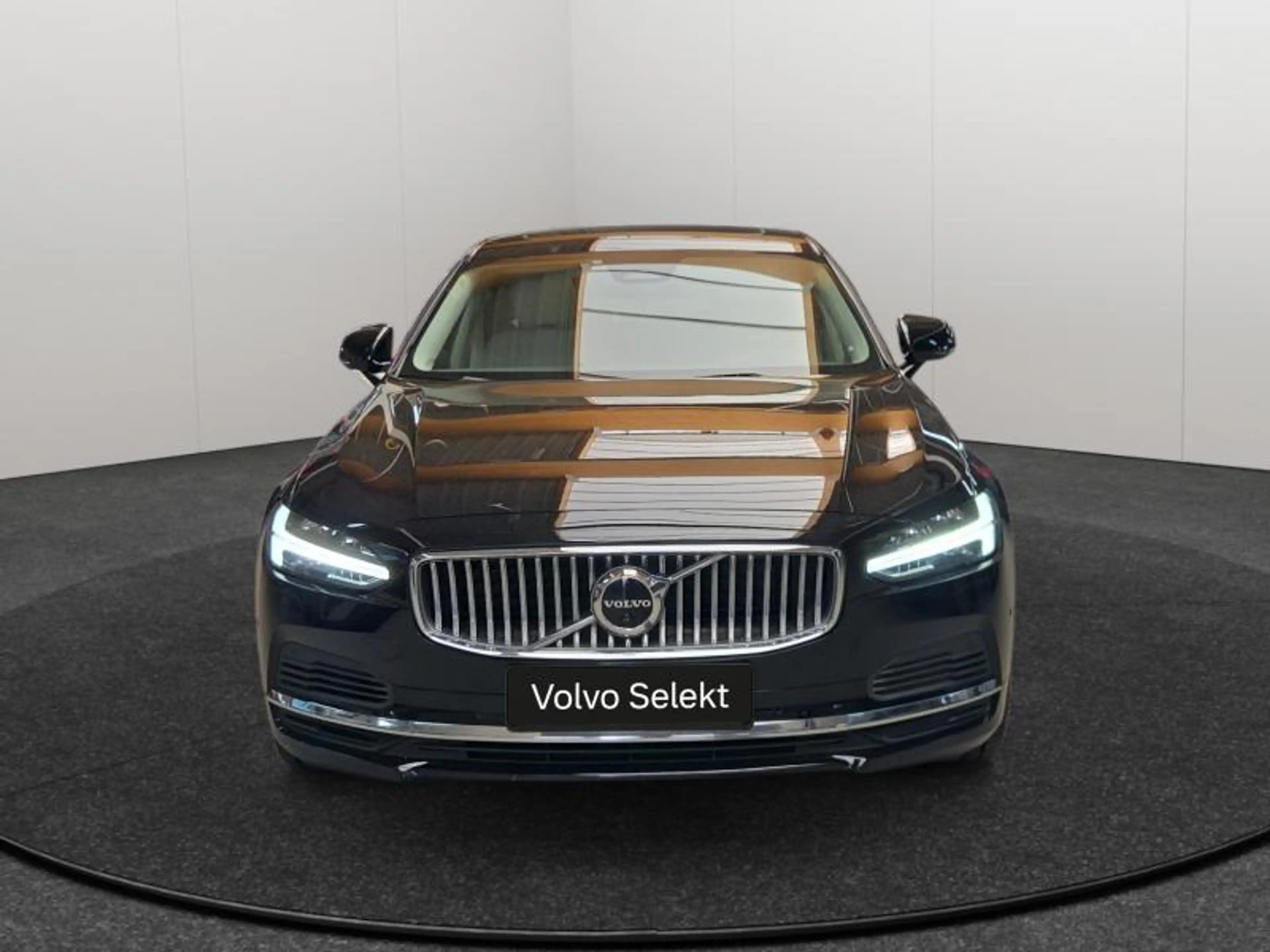 Volvo S90 Inscription T8 AWD — photo 9
