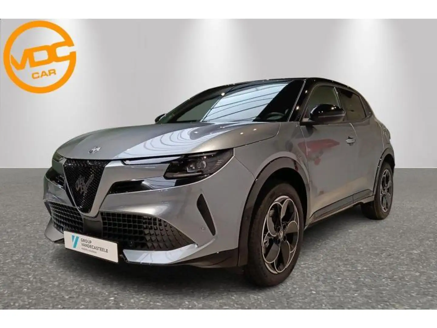 Alfa Romeo Junior Ibrida MHEV Argintiu - 1