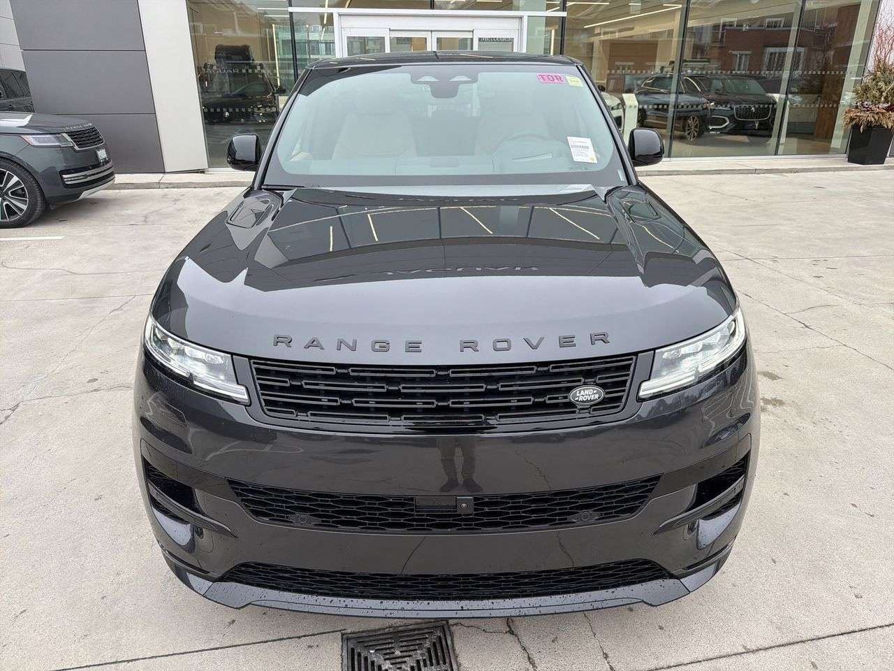 2026 Land Rover Range Rover Sport P530 Dynamic SE alt 3