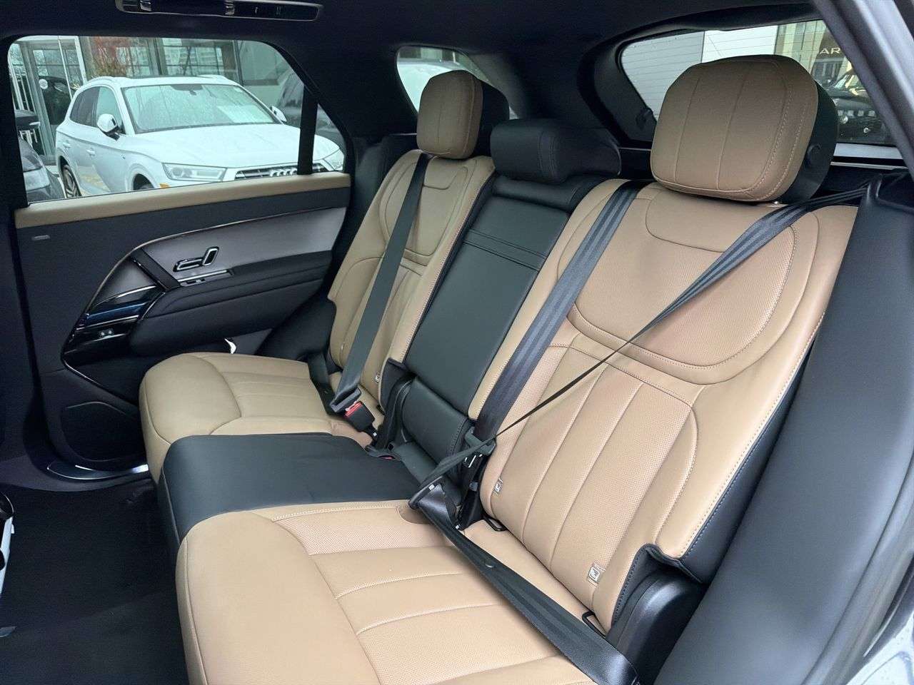 2026 Land Rover Range Rover Sport P530 Dynamic SE thumb 20