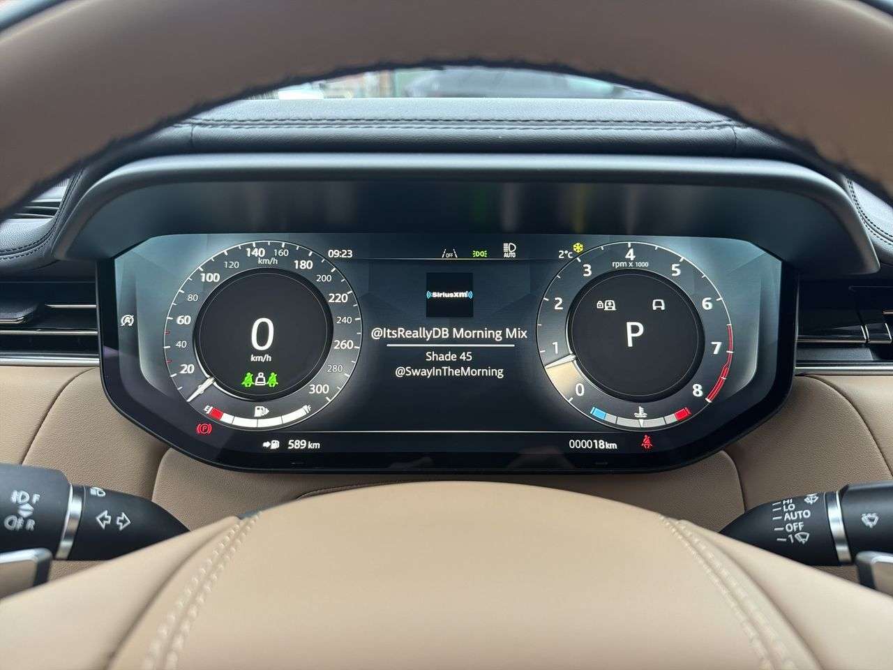 2026 Land Rover Range Rover Sport P530 Dynamic SE thumb 12