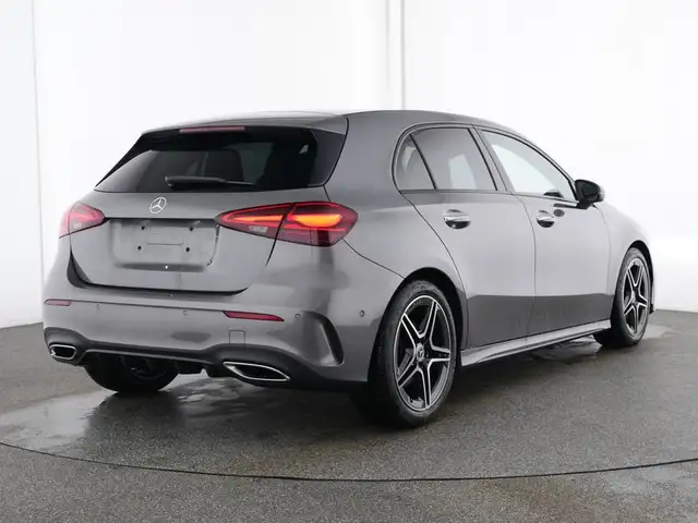 Mercedes-Benz A-Class view 3