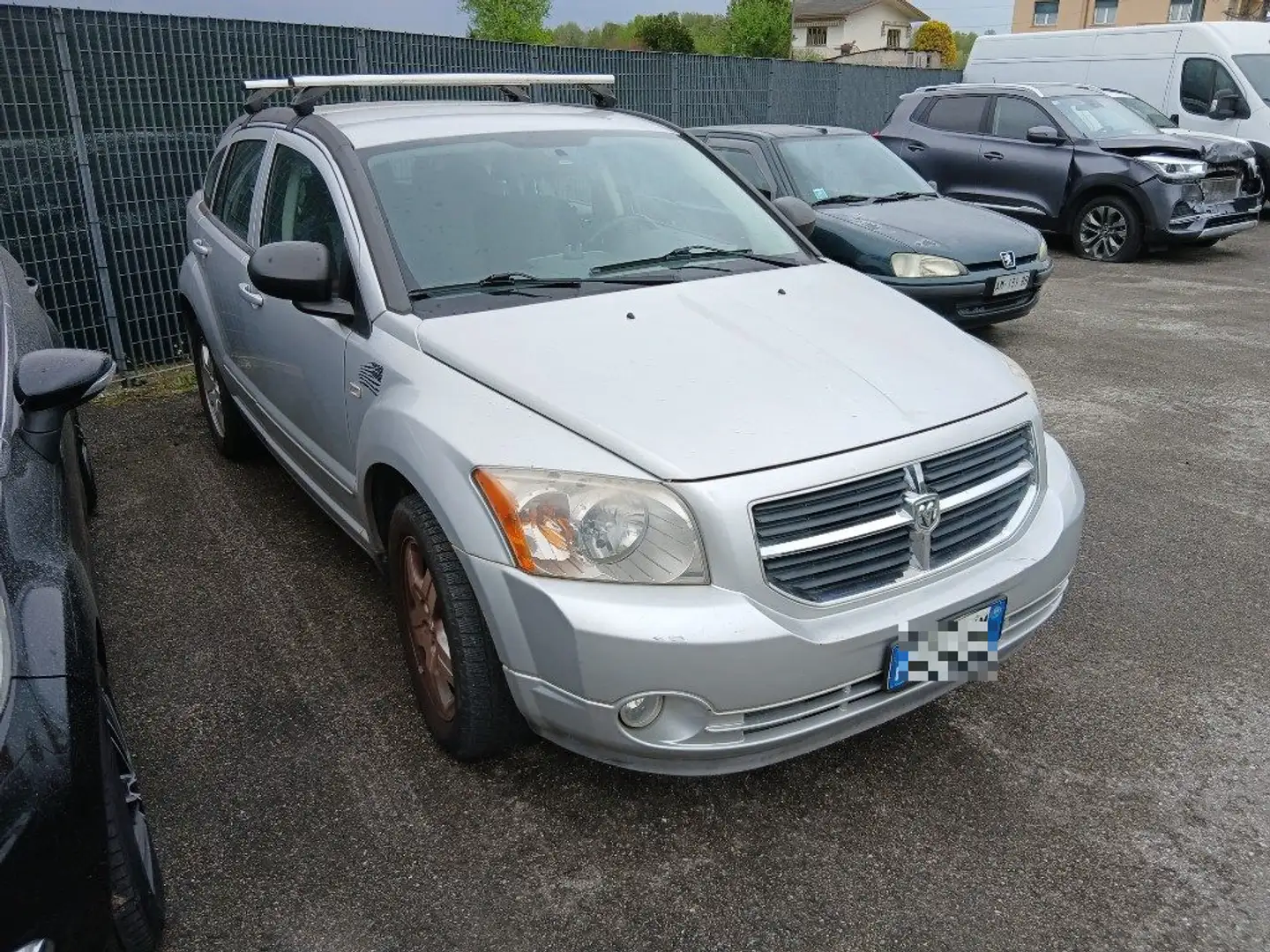 Dodge Caliber 2.0 Turbodiesel SXT Plateado - 1