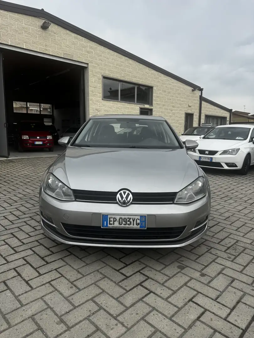 Volkswagen Golf 5p 1.6 tdi Comfortline - 1