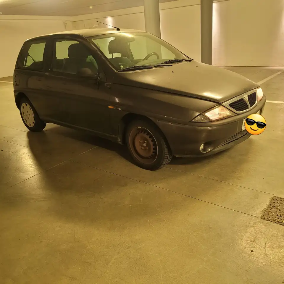 Lancia Y 1.2 LE, foto 8