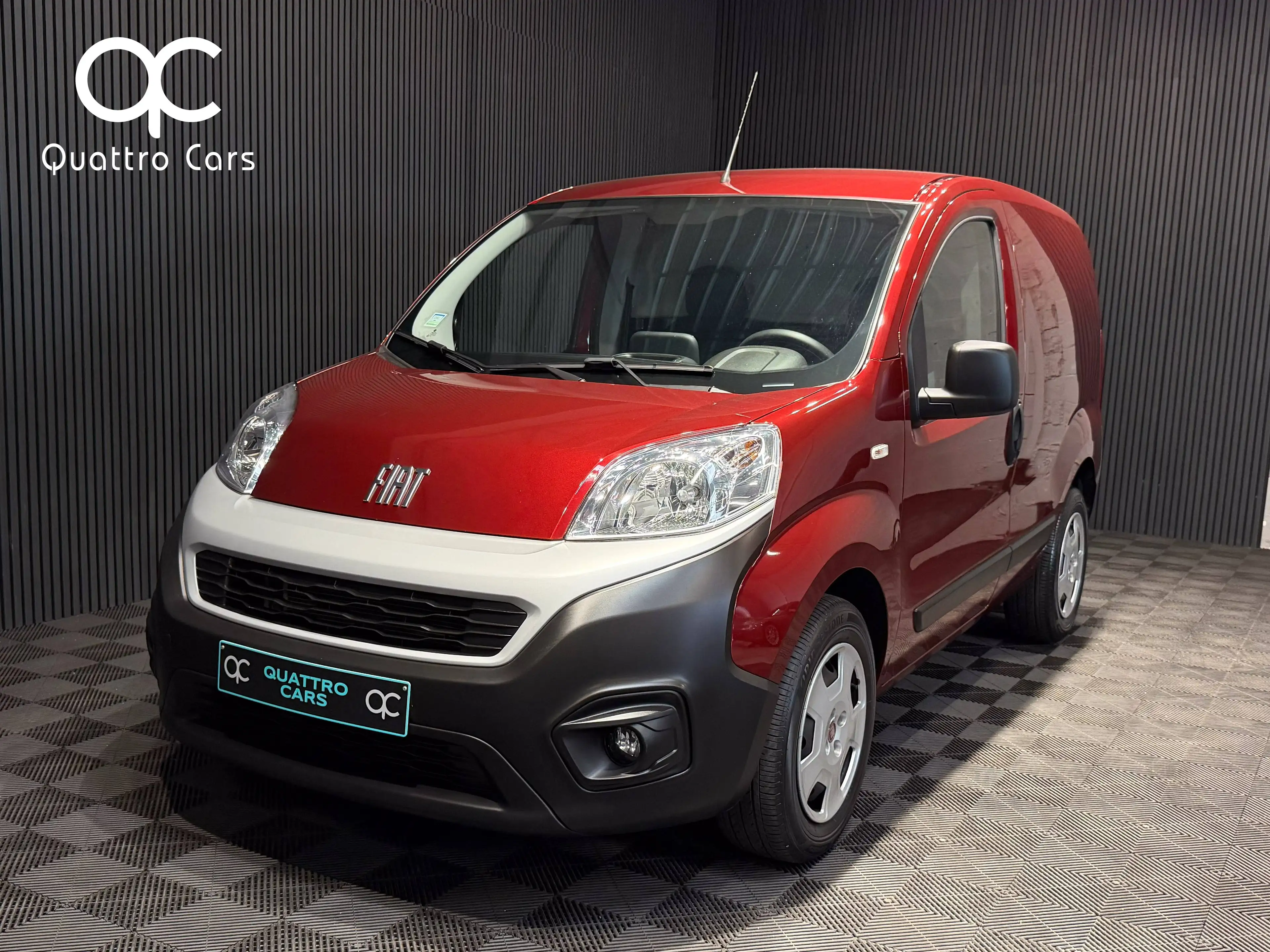 Fiat Fiorino New modèle 2022 / 1.3 Multijet / Car play / Clim / Super état / — photo 2