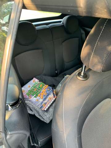 Imagine MINI Cooper Cabrio MINI CABRIO Essential Trim