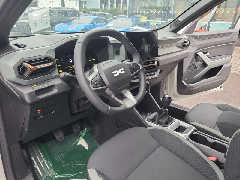 Dacia Duster III TCe 130 Extreme 1.2 Mild-Hybrid EU6e Digitales — photo 10