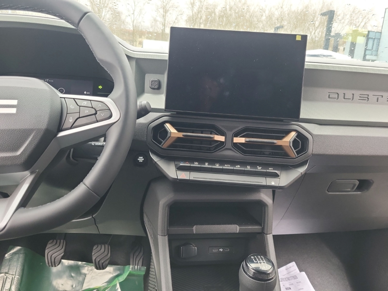 Dacia Duster III TCe 130 Extreme 1.2 Mild-Hybrid EU6e Digitales — photo 13