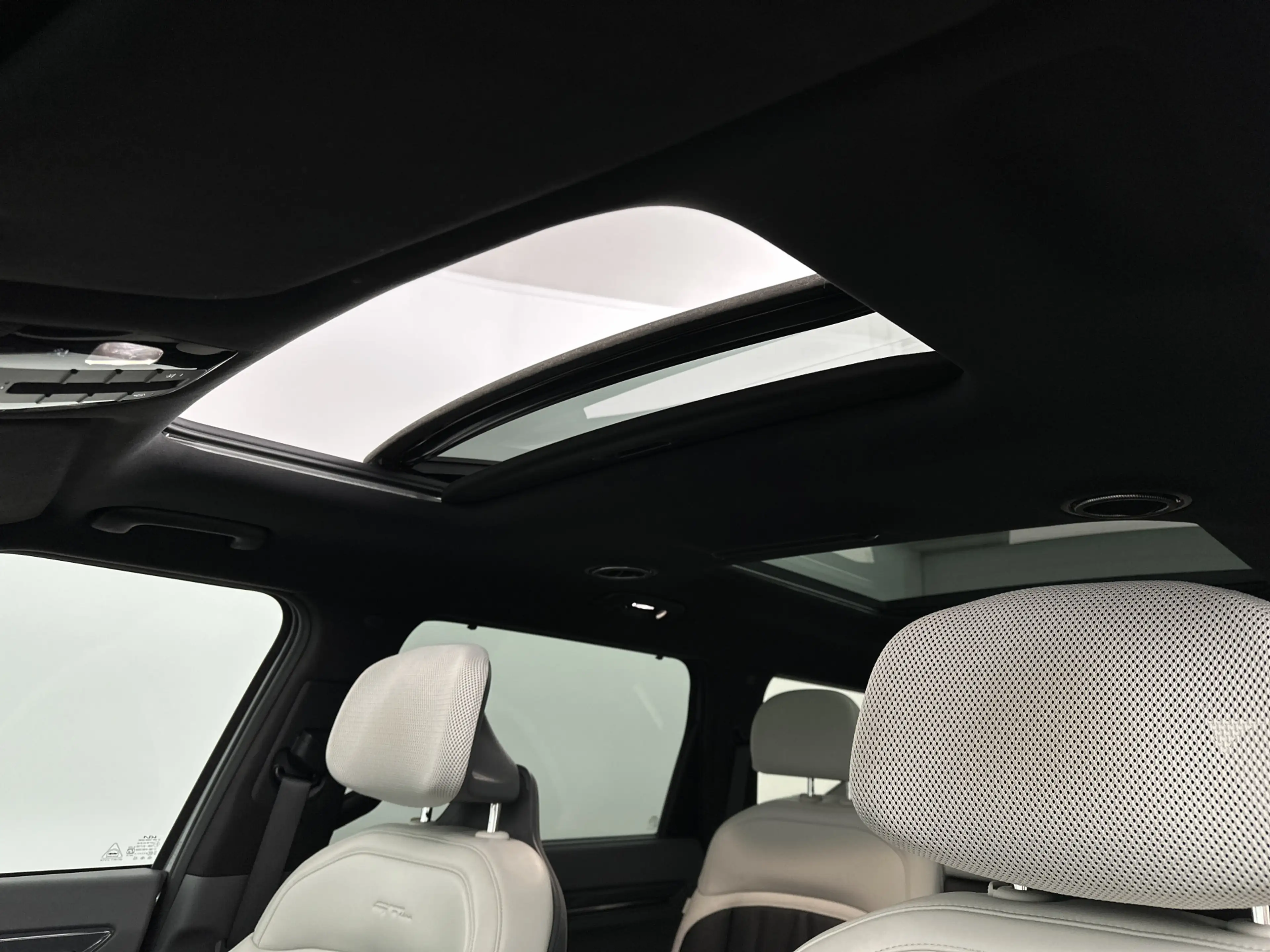 Kia EV9 GT-Line AWD 99.8 kWh Onderweg-naar-dealer — photo 14