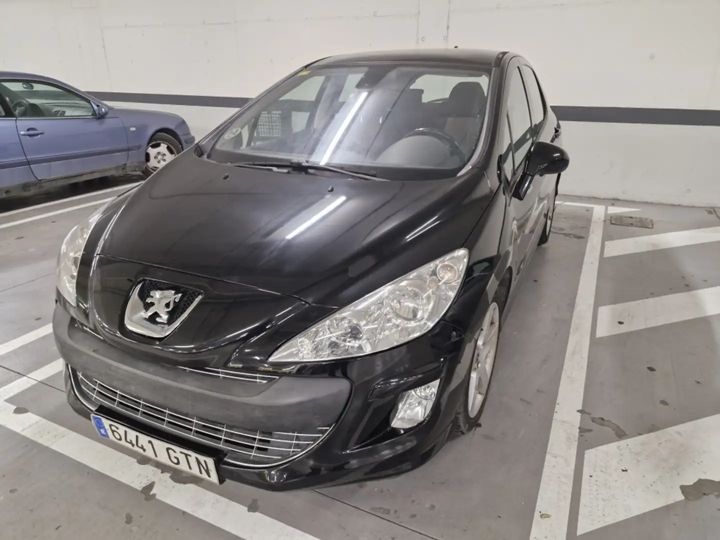 Peugeot 308 1.6HDI FAP Business Line 5 vel. Schwarz - 2