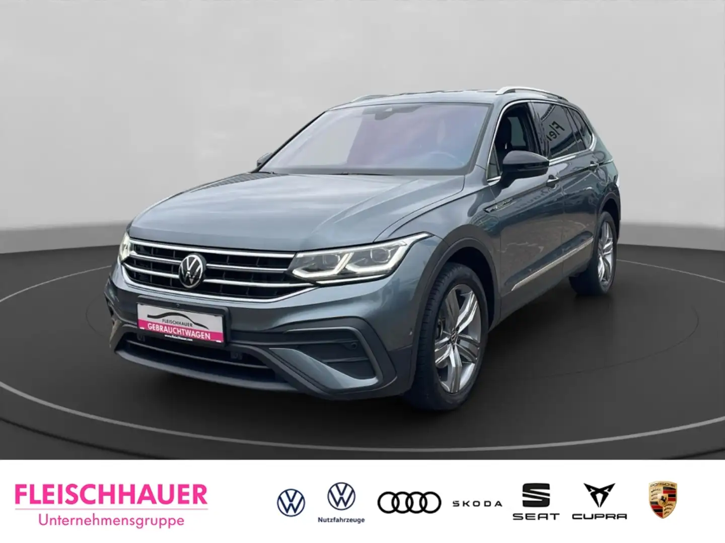 Volkswagen Tiguan Allspace Move 1.5 TSI DSG 7 Sitzer RFK AHK schwenk Matrix e Grau - 1