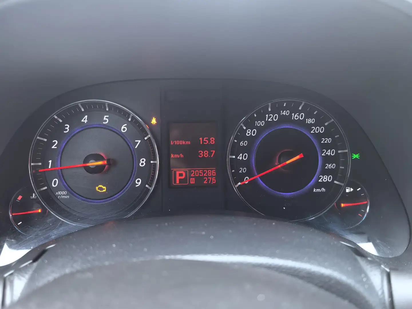 Infiniti FX Kombi limousine Stříbrná - 2