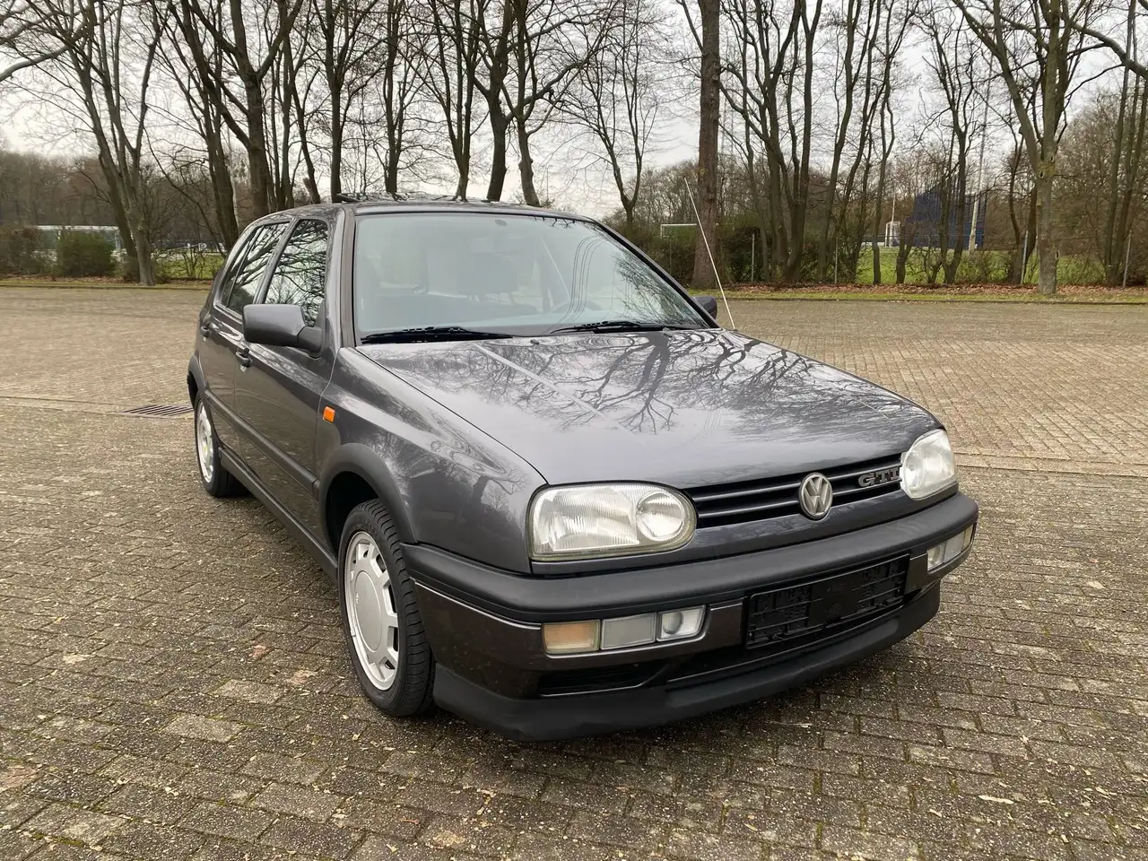 Volkswagen Golf GTI Golf 2.0 GTI 5-trg. == gepflegt / rostfrei / funktionstüchtig, foto 3