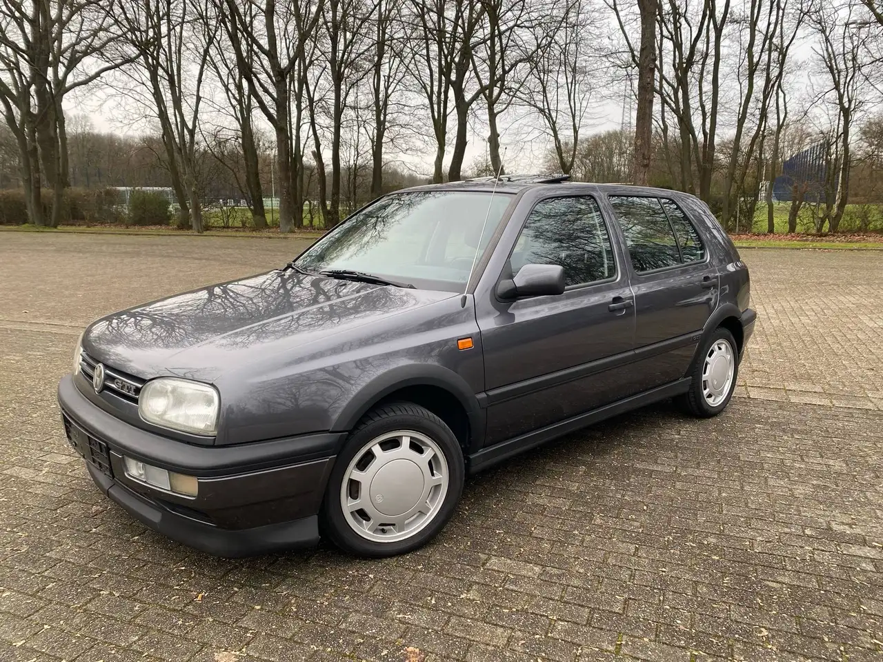 Volkswagen Golf GTI Golf 2.0 GTI 5-trg. == gepflegt / rostfrei / funktionstüchtig, foto 2