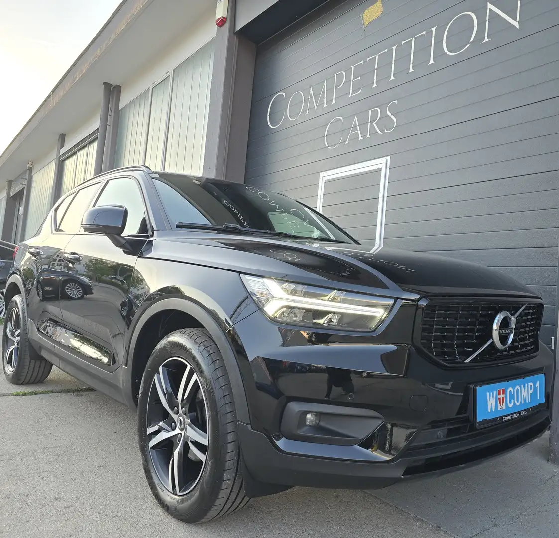 Volvo XC40 **R-Design**HARMAN KARDON, Keyless, ACC, LED** Schwarz - 1