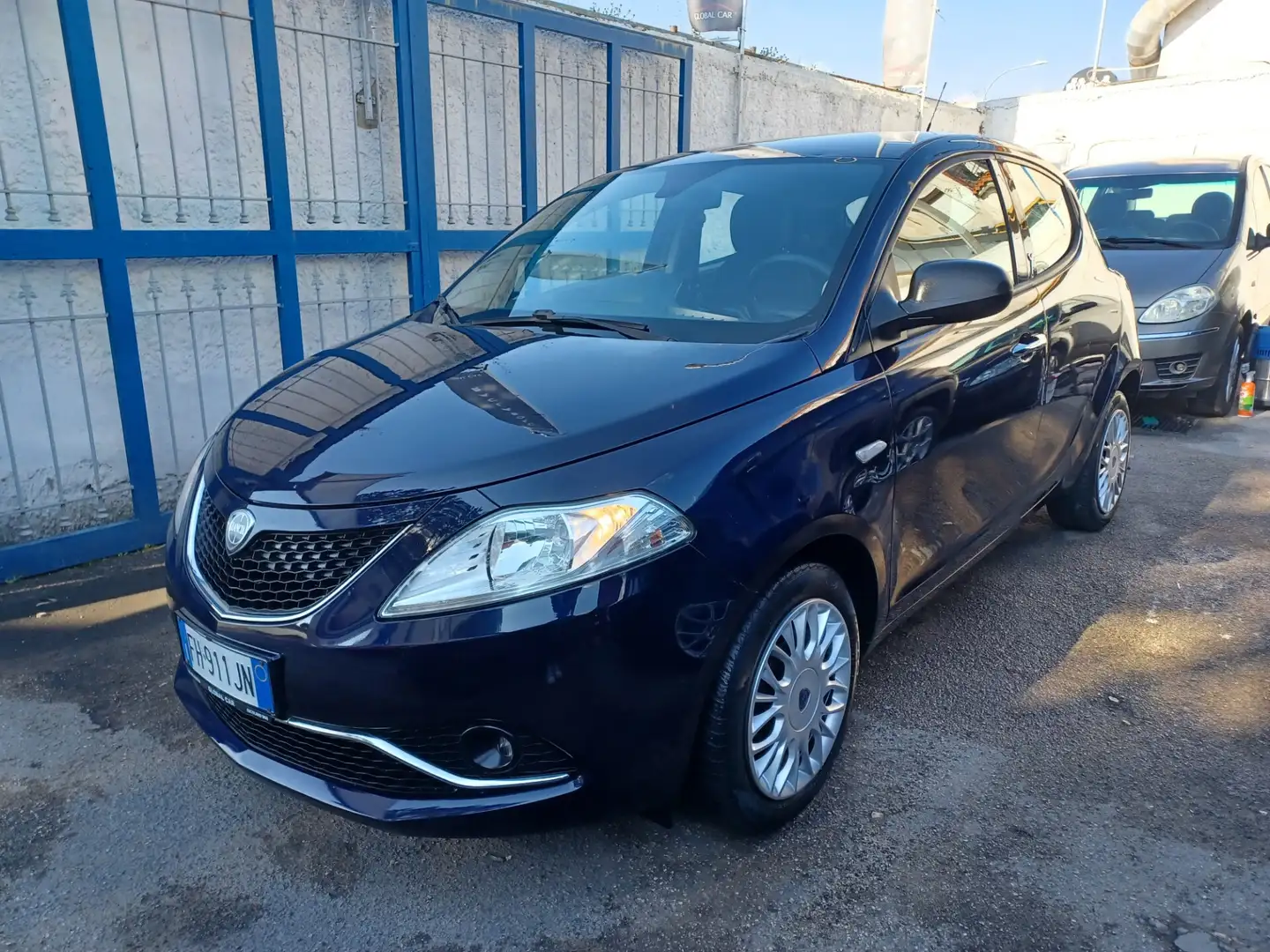 Lancia Ypsilon Ypsilon 1.2 69 CV 5 porte Gold Blu/Azzurro - 1