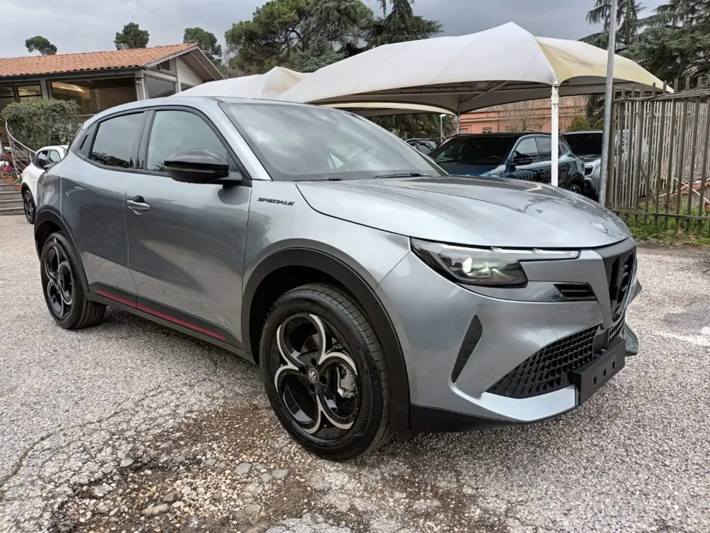 Alfa Romeo Junior 1200 HYBRID SPECIALE 136CV EDCT6 NAV CAM"18 Grigio - 2