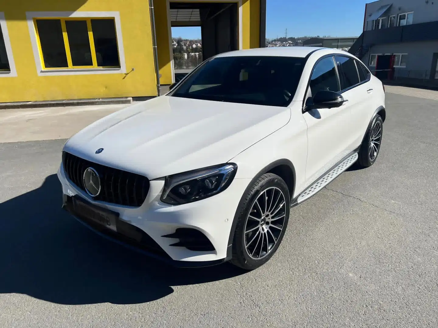 Mercedes-Benz GLC 250 GLC 250 d Coupé 4MATIC Aut. Weiß - 1
