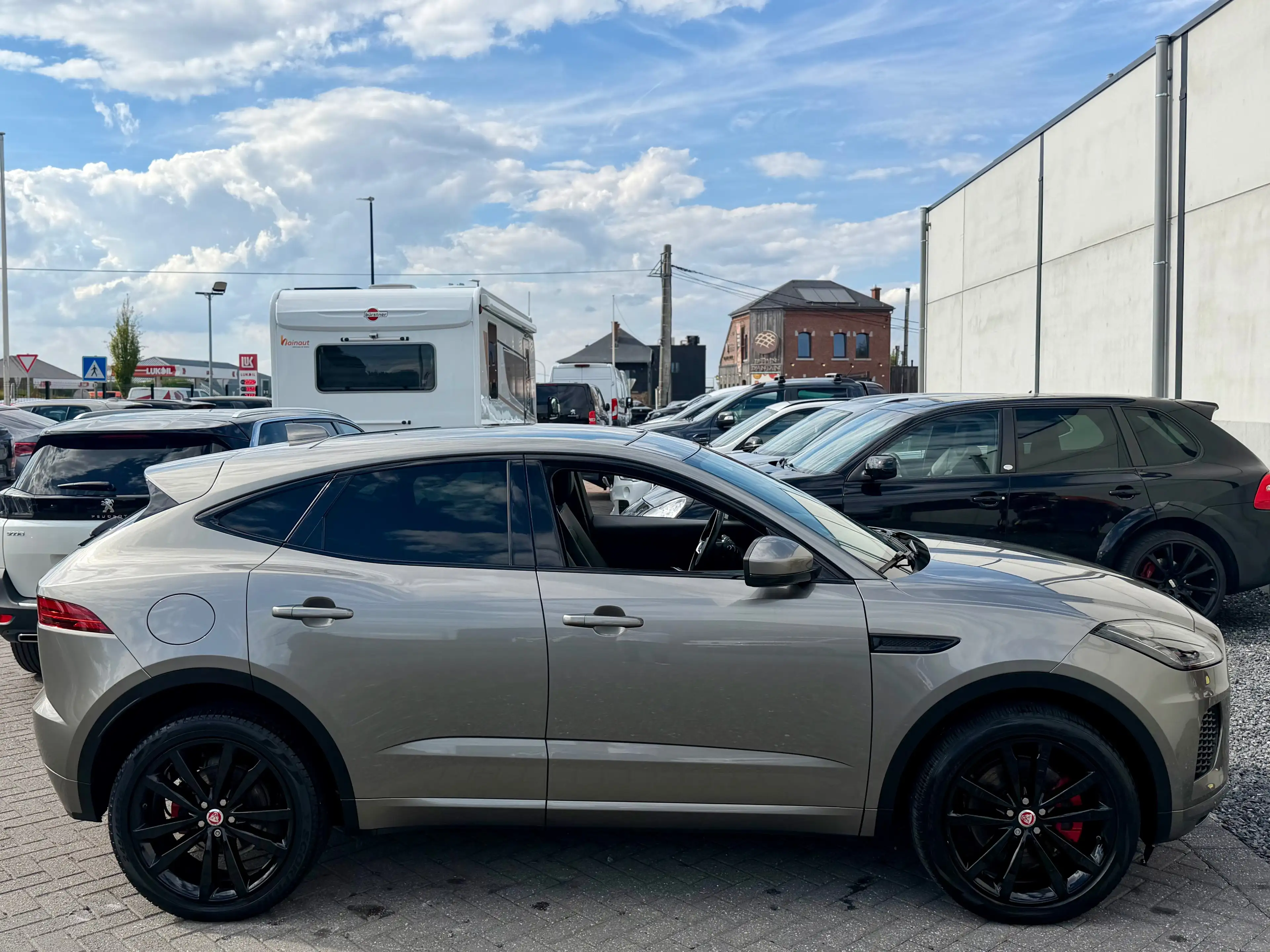 Jaguar E-Pace 2.0 D R-Dynamic NO START — photo 2