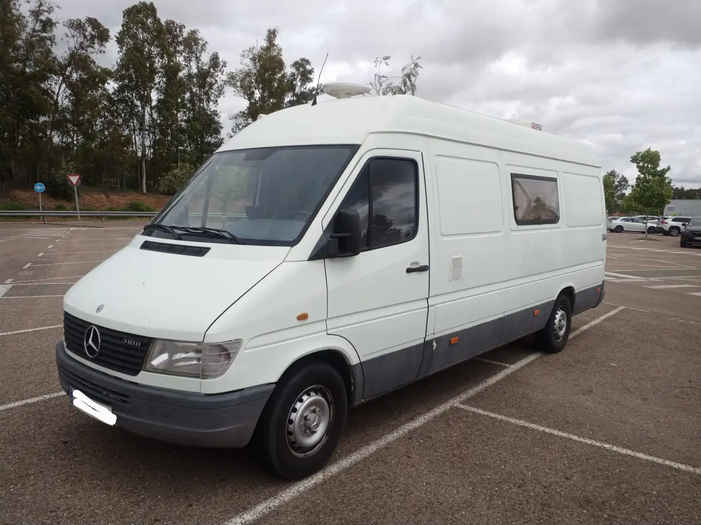 Mercedes-Benz Sprinter CAMPERIZADA Alb - 1