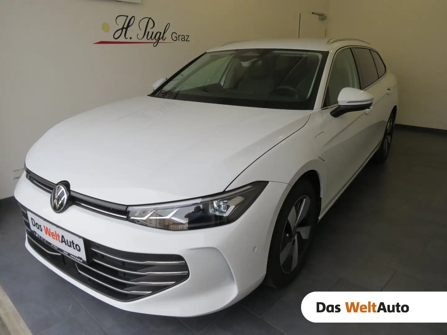Volkswagen Passat Variant Business eHybrid 150kW Weiß - 1