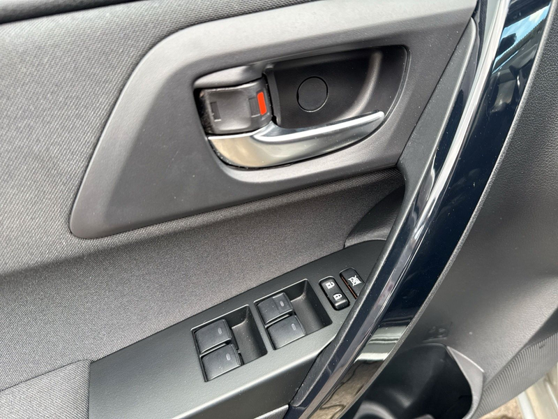 Toyota Auris Touring Sports Team D 1.HAND/8-FACH/PDC — photo 23