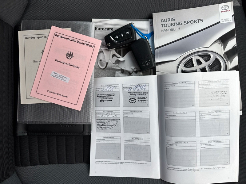 Toyota Auris Touring Sports Team D 1.HAND/8-FACH/PDC — photo 20