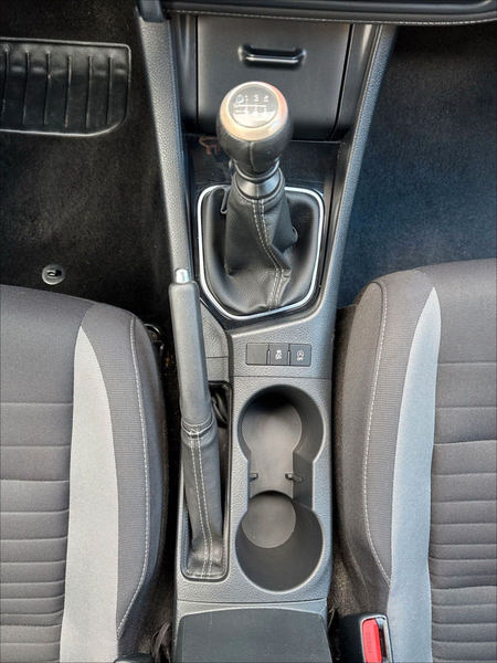 Toyota Auris Touring Sports Team D 1.HAND/8-FACH/PDC — photo 17