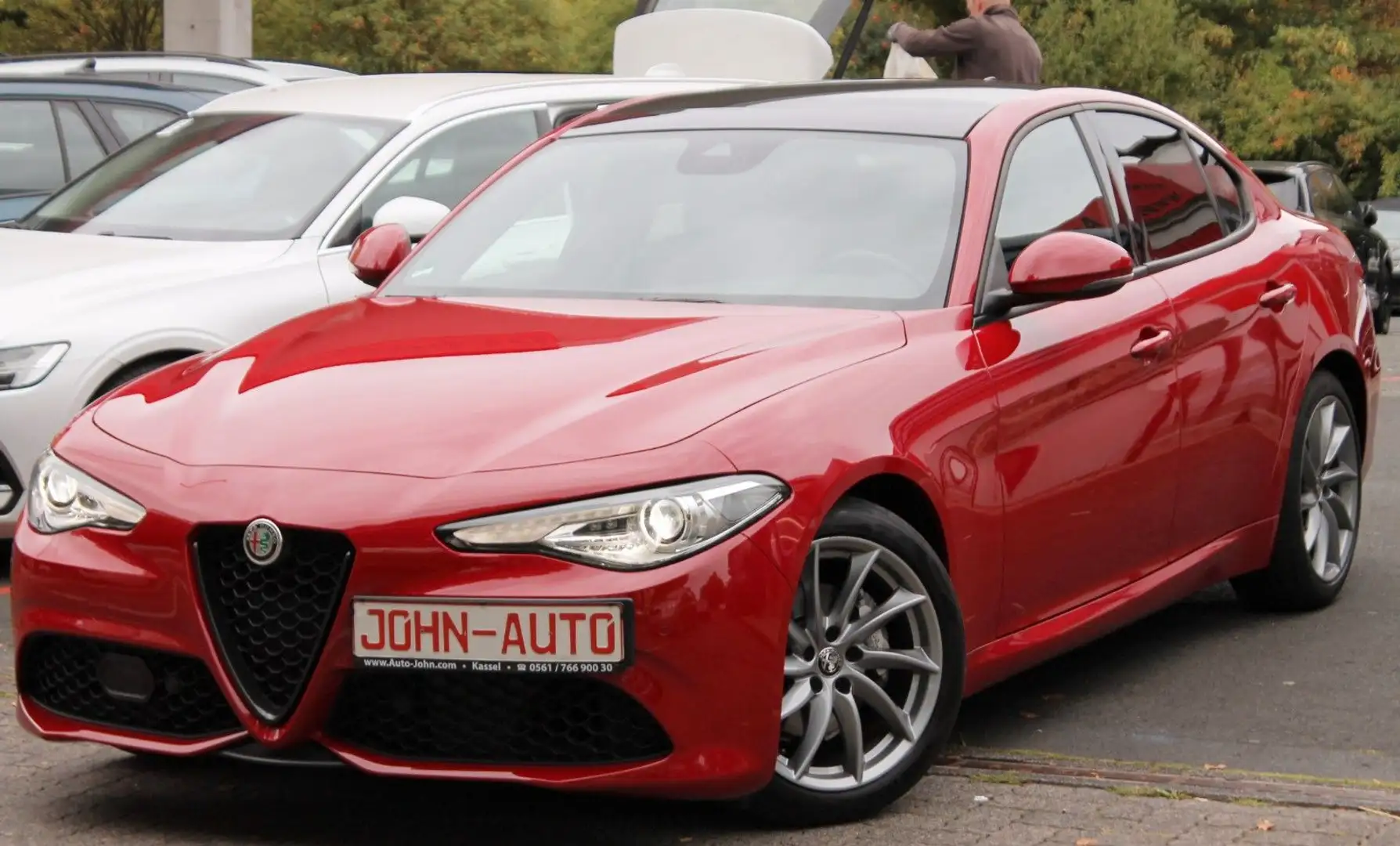 Alfa Romeo Giulia 2.2 AT8 6C *1.Hd*Leder*Panorama-Dach* Rot - 1