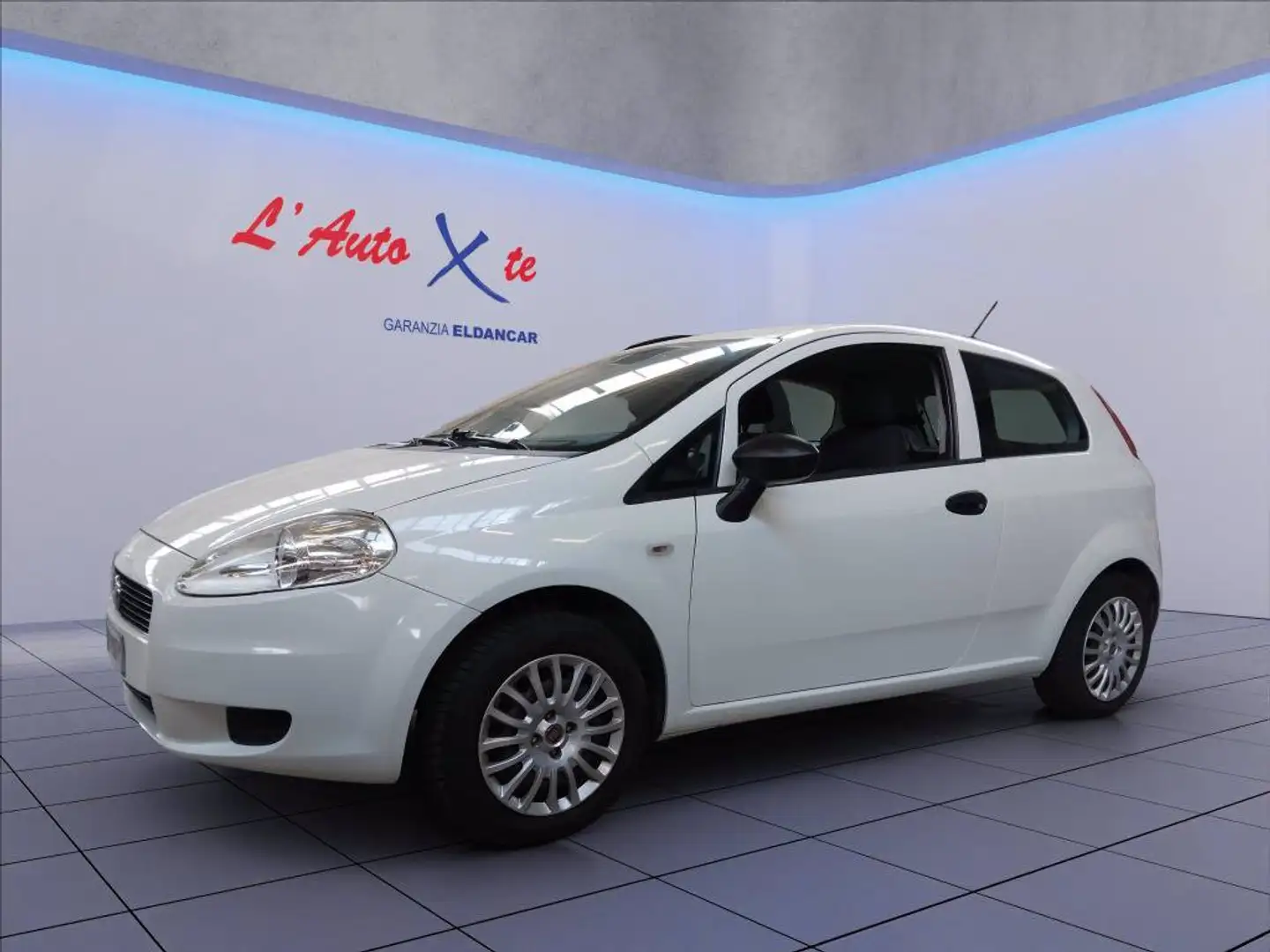 Fiat Punto Grande  3p 1.2 Actual s&s 69cv Bianco - 2