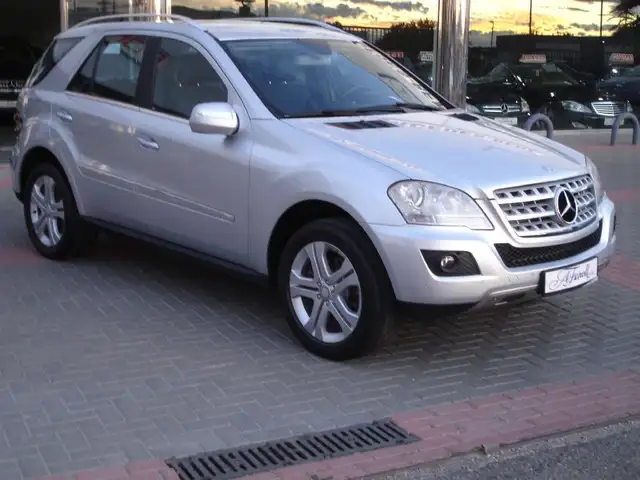 Mercedes-Benz ML 320 320CDI Aut.