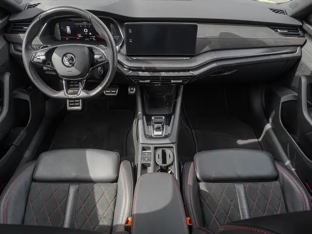 Skoda Octavia view 9