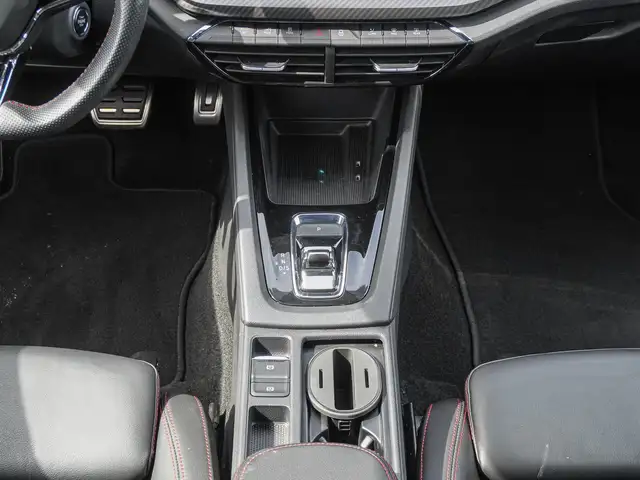 Skoda Octavia view 11