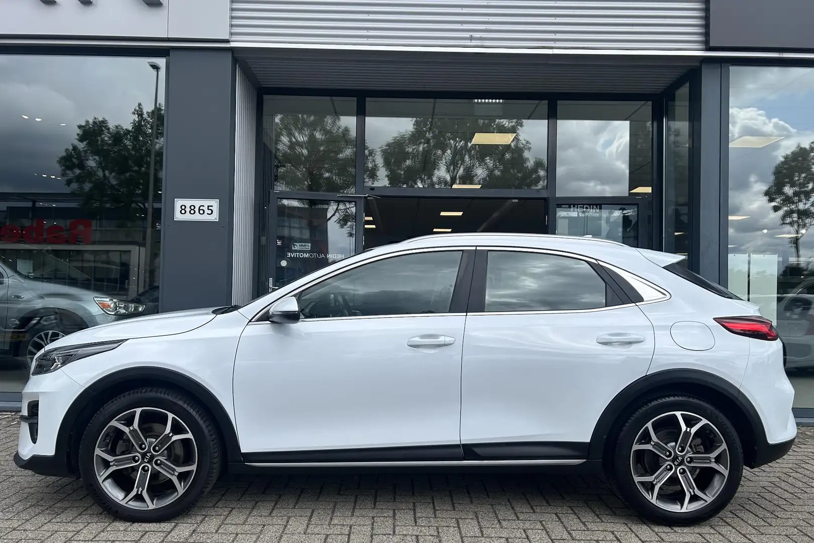 Kia XCeed 1.0 T-GDi DynamicLine Wit - 2