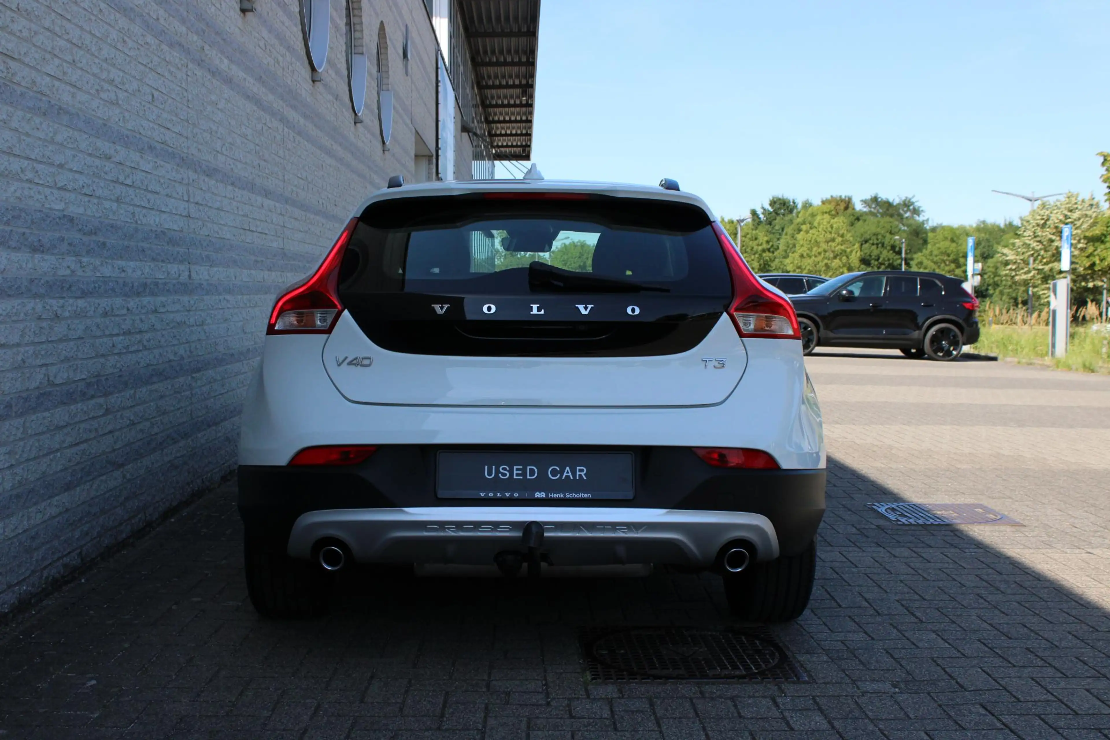 Volvo V40 Cross Country 1.5 T3 Edition+ | Achteropkomend verkeer waarschuw — photo 5