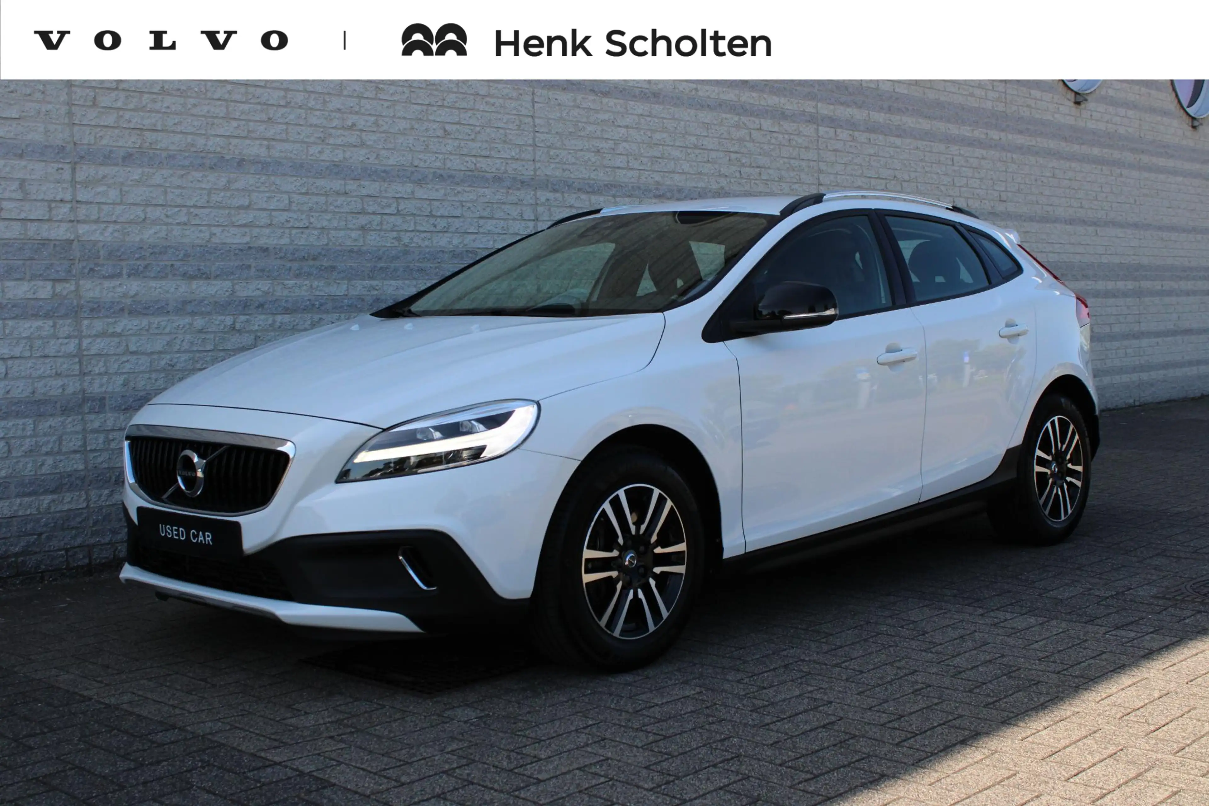 Volvo V40 Cross Country 1.5 T3 Edition+ | Achteropkomend verkeer waarschuw