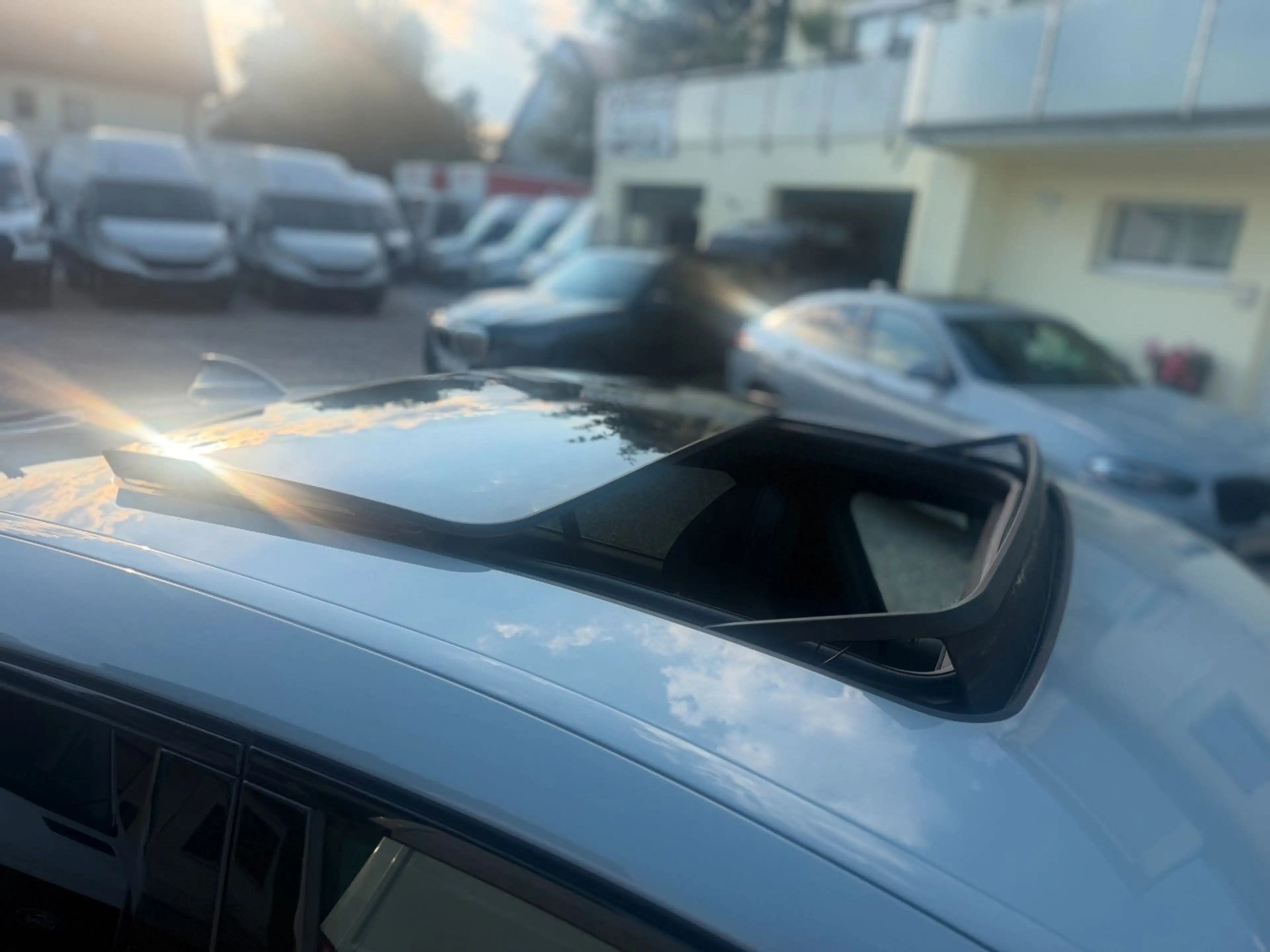 BMW X4 xDrive 30i M Automobile 245 PS AHK PANO LASER — photo 7