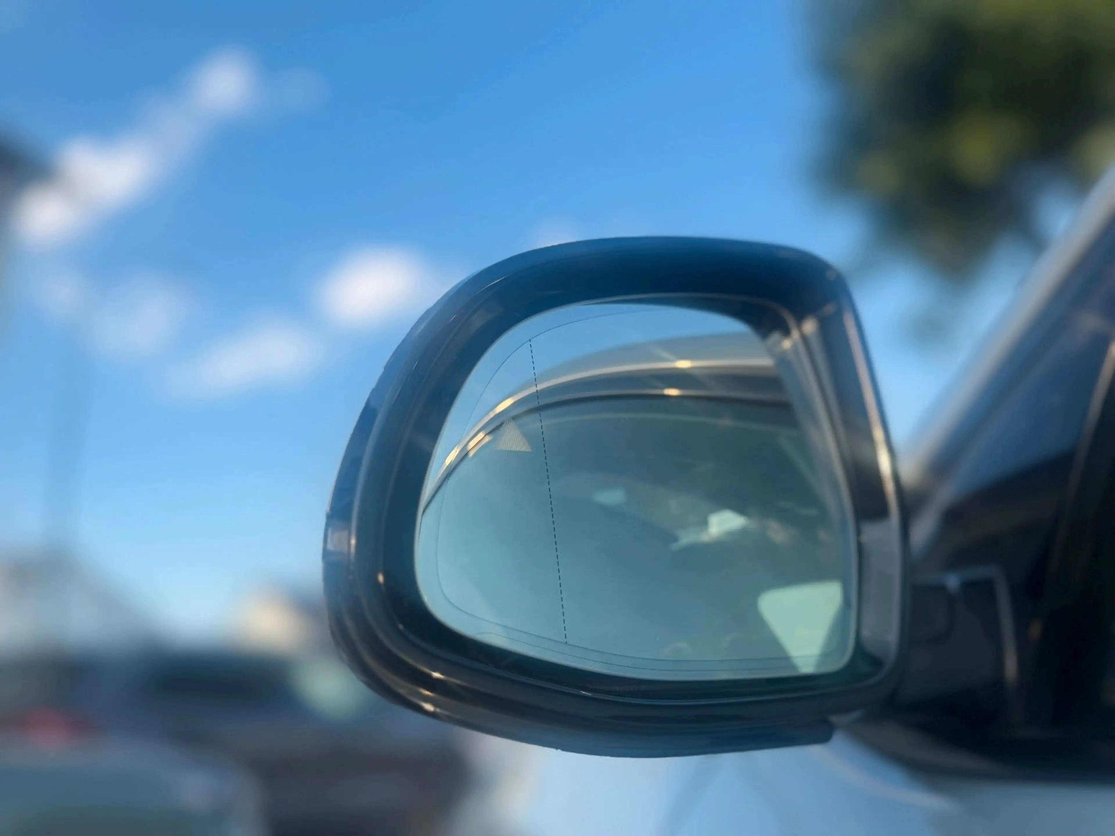 BMW X4 xDrive 30i M Automobile 245 PS AHK PANO LASER — photo 11