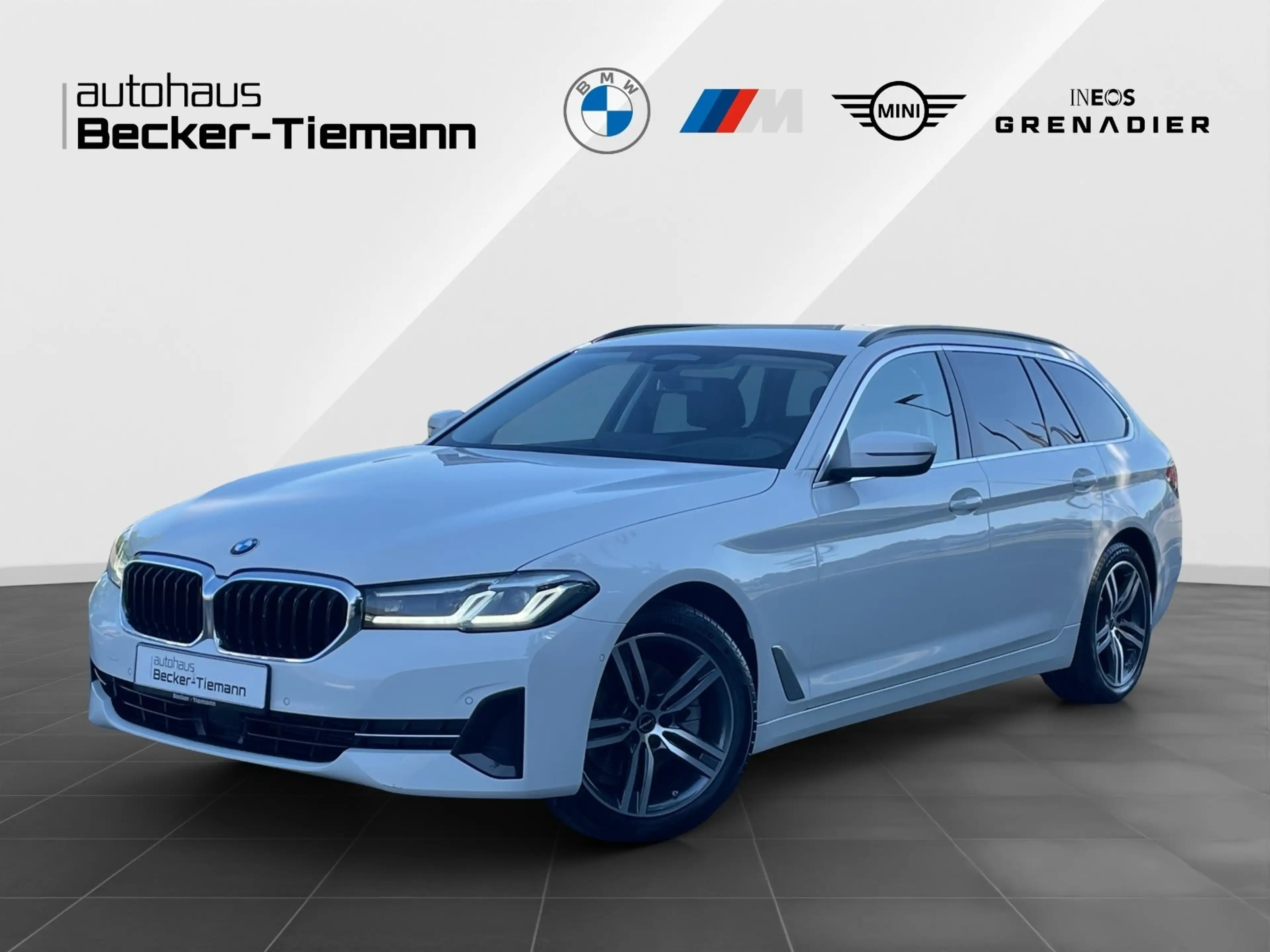 BMW 520 d xDrive Touring | Head-Up | Driv.Assist. | Parkas