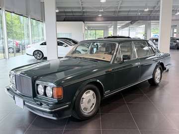 6.75i V8 LWB